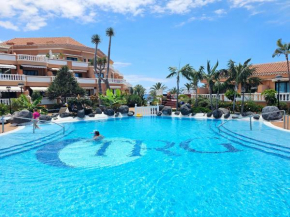 TENERIFE HOLIDAYS DELUXE, Royal Garden, Las Americas